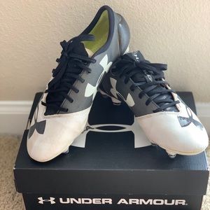 Under Armour Soccer Cleats Size 5.5 Men’s